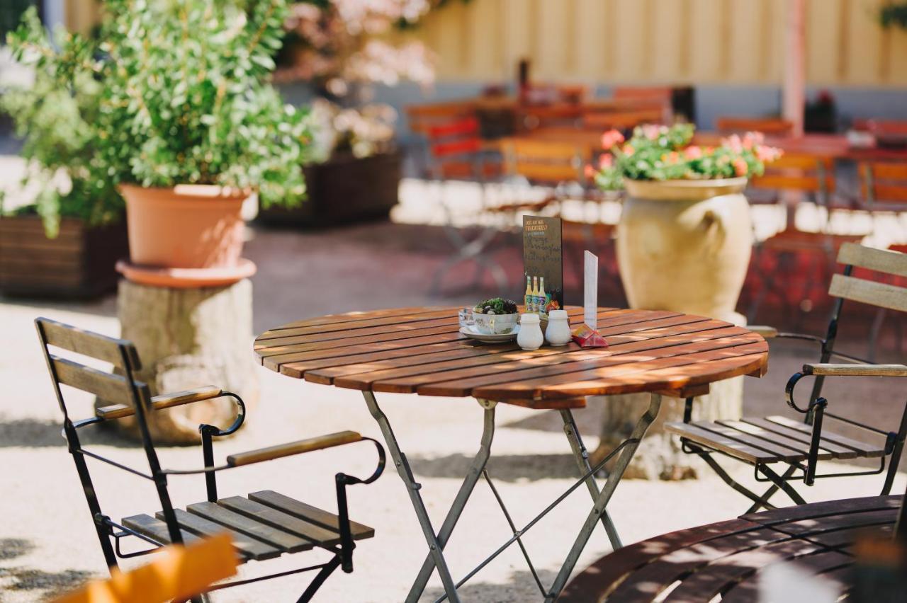 Gasthof Zum Hirsch Hotel Drehna Екстериор снимка